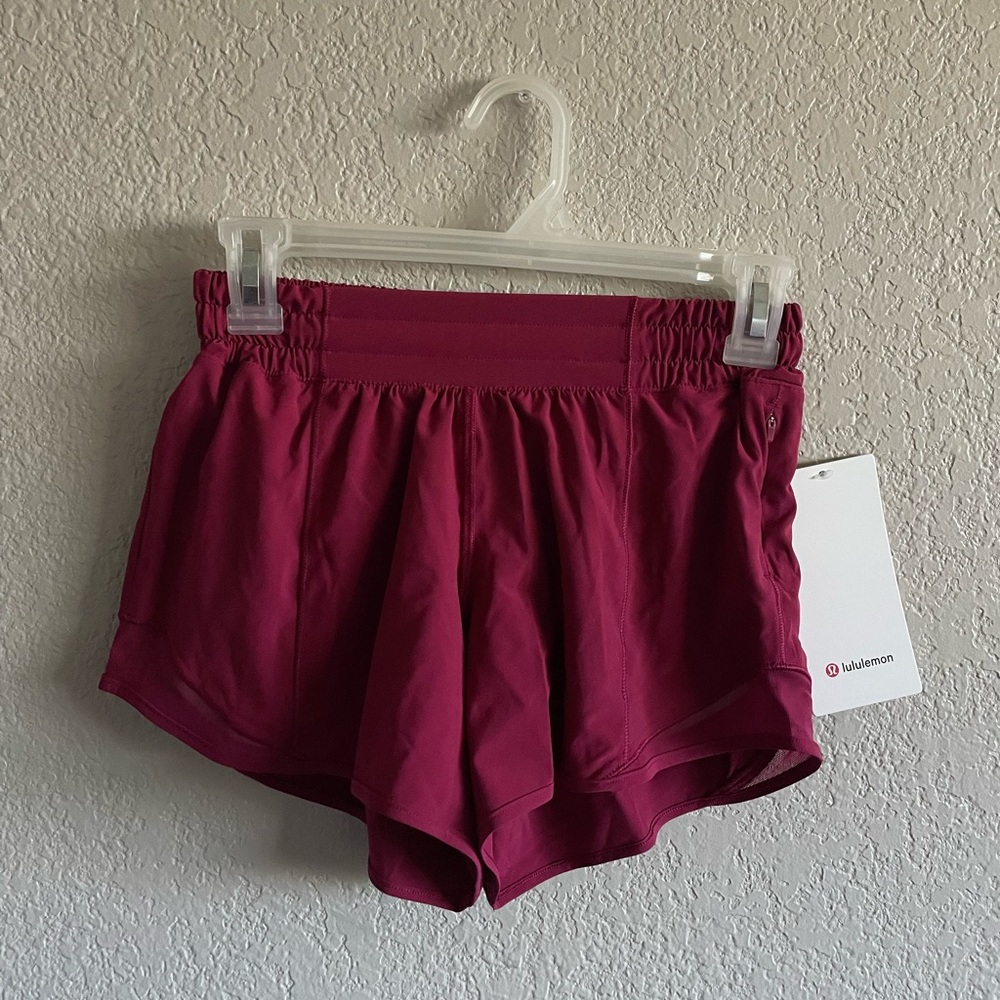 LuluLemon Burgundy Hotty Hot Low Rise Shorts 4”